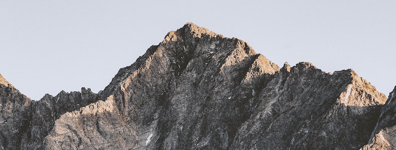 دليل الرجل إلى صعود الجبال