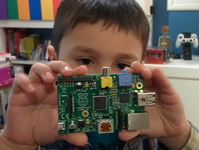 رازبيري باي، حاسوب لابنك المخترع